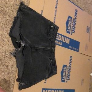 550 Levis cut off denim shorts size 34/36